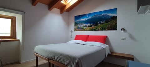 Le stanze del Trenino Rosso Bed and Breakfast in Province of Brescia