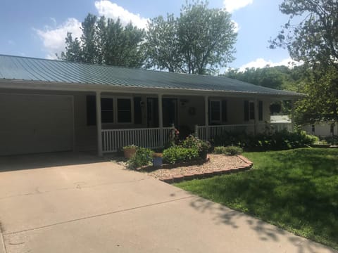 Branson Country B&B Bed and Breakfast in Hermann