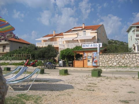 Facade/entrance, Summer, On site