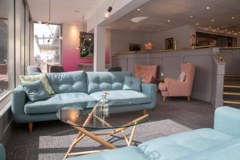 Lobby or reception, Lounge or bar, Seating area