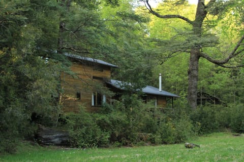 Facade/entrance, View (from property/room), Garden view