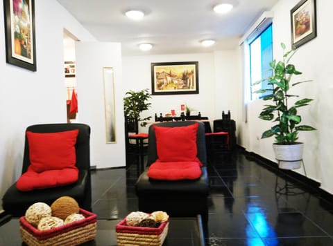 Communal lounge/ TV room, Living room