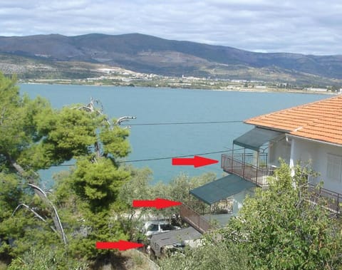 Facade/entrance, Bird's eye view, Balcony/Terrace, Balcony/Terrace, Photo of the whole room, Seating area, Sea view