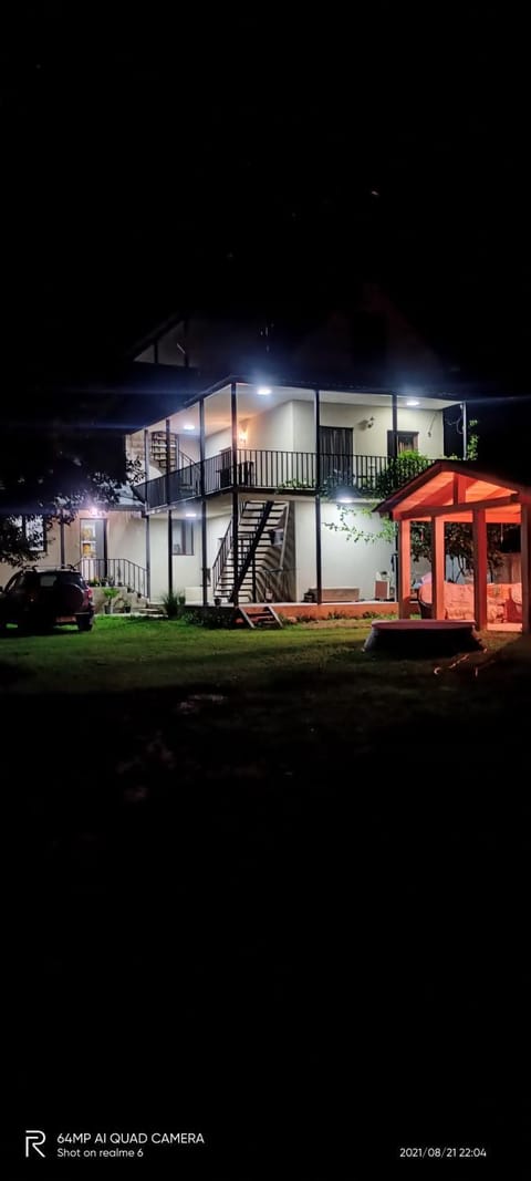 Property building, Garden