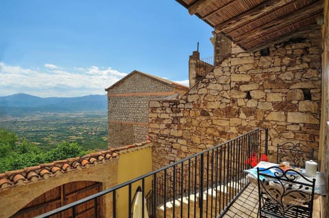 Nearby landmark, Balcony/Terrace