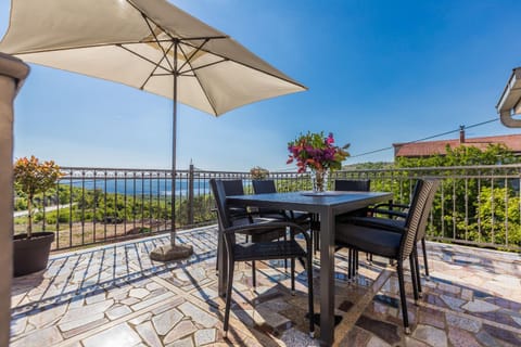 Balcony/Terrace, Seating area, Garden view, Mountain view, Sea view
