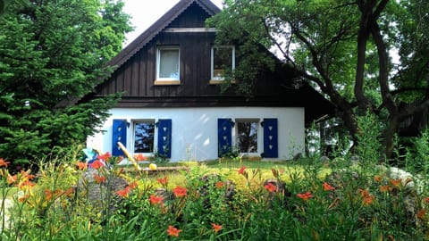 Muzyczna Zagroda Nature lodge in Lithuania
