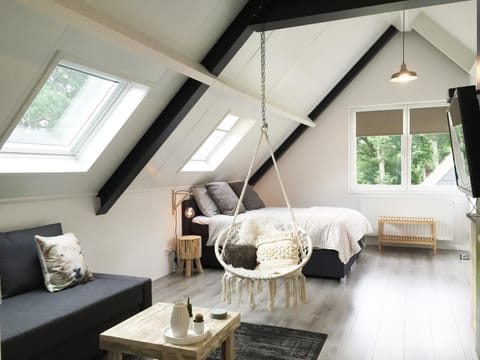 Living room, Bedroom