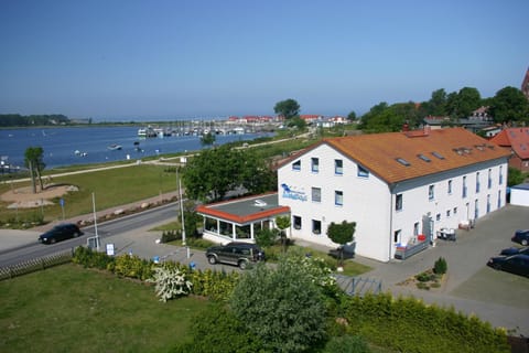 Property building, Day, Bird's eye view
