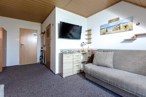 Dom Gościnny Nad Bałtykiem Vacation rental in West Pomeranian Voivodeship, Poland