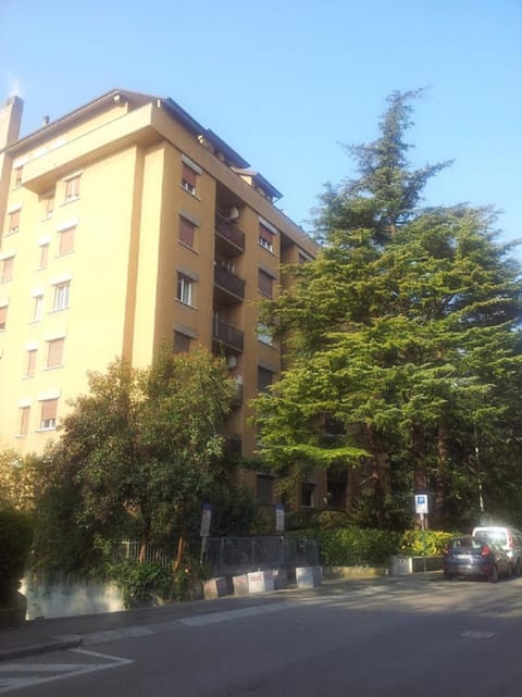 Facade/entrance, Street view
