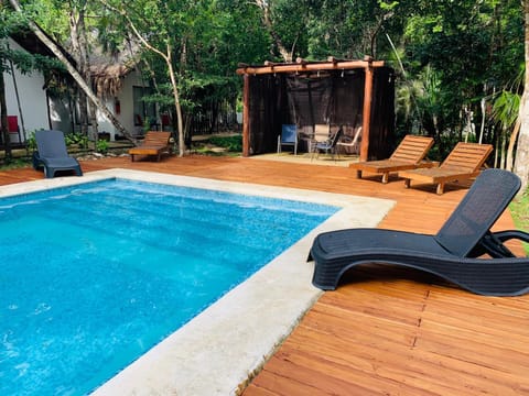 Swimming pool