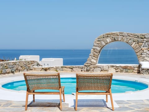 Day, Natural landscape, Pool view, Sea view, Swimming pool, sunbed
