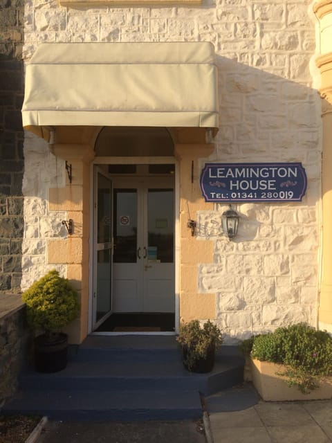 Facade/entrance, Property logo or sign