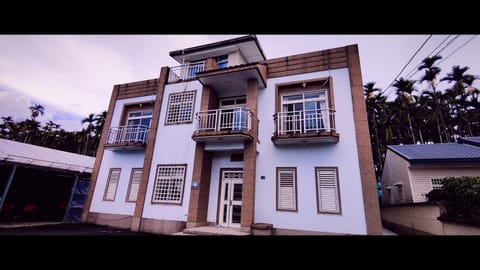 Property building, Day