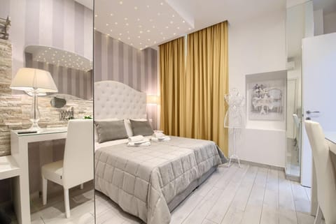 Bathroom, Coffee/tea facilities, Bedroom