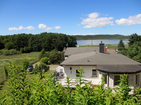 Ferienhaus am Schmachter See Apartment in Binz