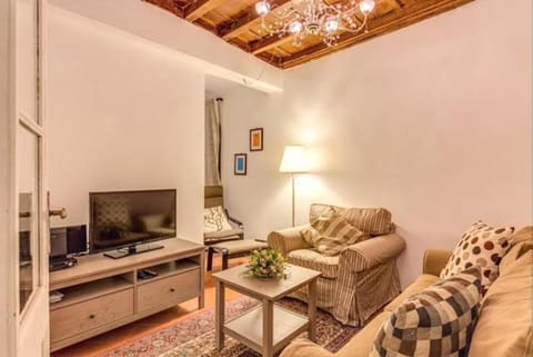 Communal lounge/ TV room, Living room