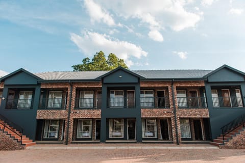Property building, Day