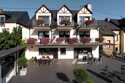 Property building, Balcony/Terrace