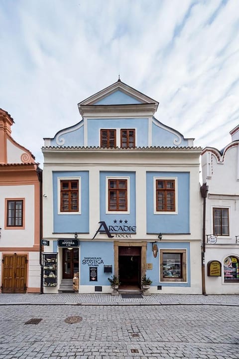 Property building, Facade/entrance