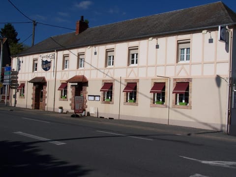 Property building, Facade/entrance