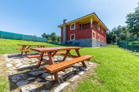 Property building, Patio, Garden