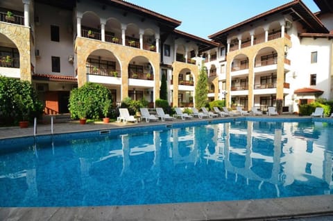 Facade/entrance, Garden, Pool view, Family