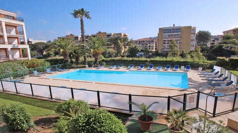 Garden, Garden view, Pool view, Swimming pool, Swimming pool, sunbed