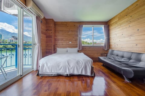 On site, Lake view