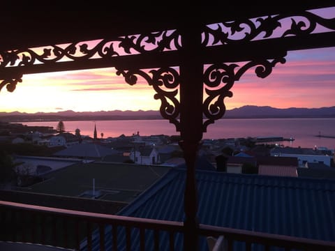Sea View Charming Stone House House in Western Cape