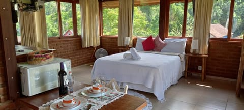 Pousada Chalé Cantinho Verde Inn in Visconde de Mauá