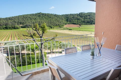 Balcony/Terrace, Garden view