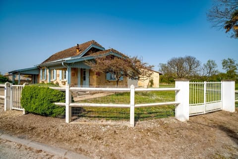 Property building, Garden view