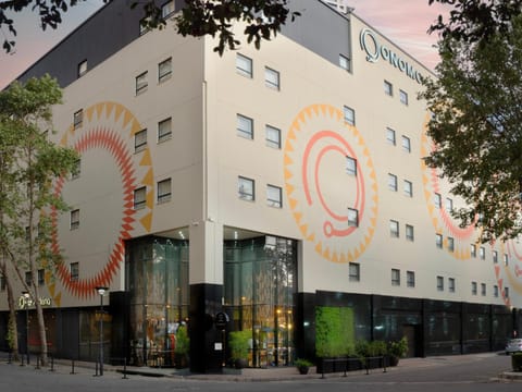 Property building, Facade/entrance