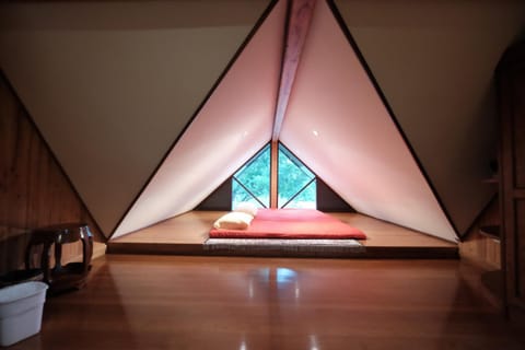 Bed, Garden view, Mountain view