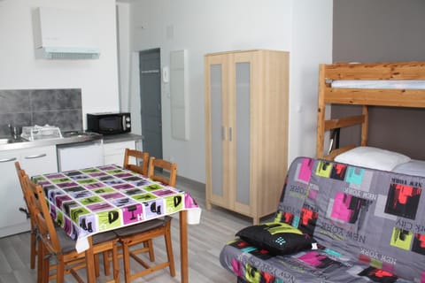 Kitchen or kitchenette, Living room, Dining area