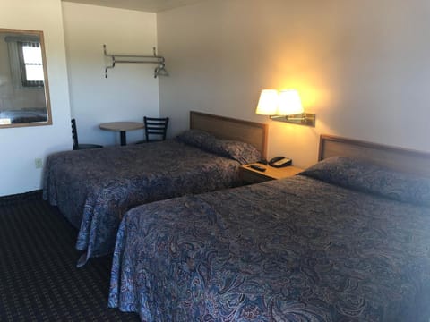 Exxon Quik Stop & Motel Motel in Wausaukee