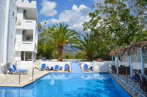 Castello Hotel in Limenaria