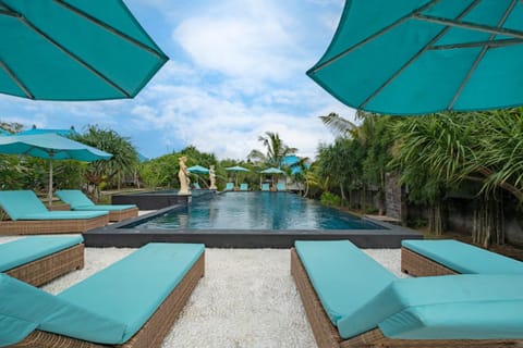 Pool view, Swimming pool