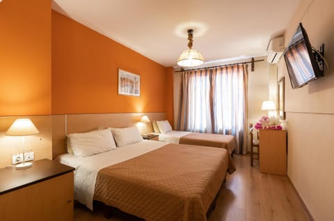 Bed, TV and multimedia, Photo of the whole room, Bedroom, air conditioner