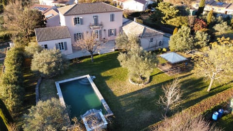 Property building, Patio, Neighbourhood, Bird's eye view, Garden view, Swimming pool