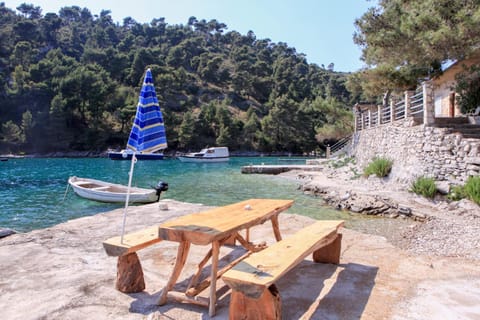 Natural landscape, Seating area, Beach