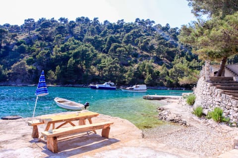 Natural landscape, Seating area, Beach