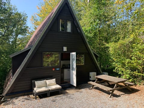 Property building, Facade/entrance, Spring, Day