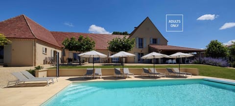 Property building, Garden view, Swimming pool