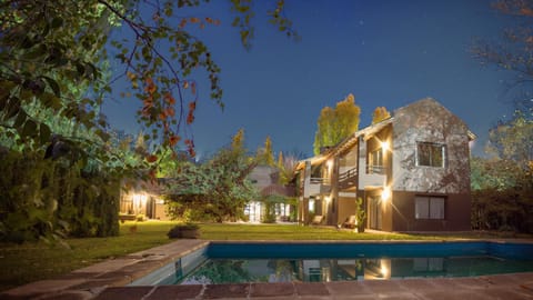 Property building, Garden view, Pool view, Swimming pool