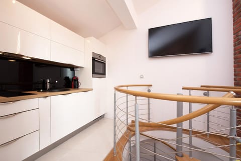 Coffee/tea facilities, Kitchen or kitchenette