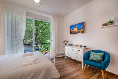 Living room, Bedroom