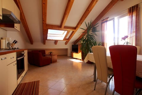 Living room, Dining area